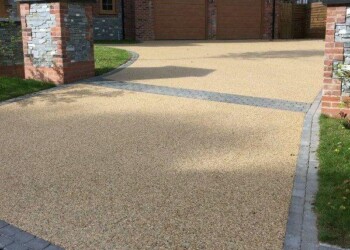 Gravel Driveways Contractors In Timperley